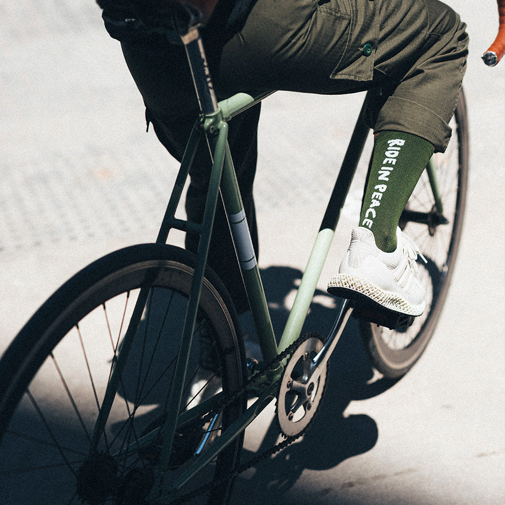 Calcetines Ride in Peace Oliva