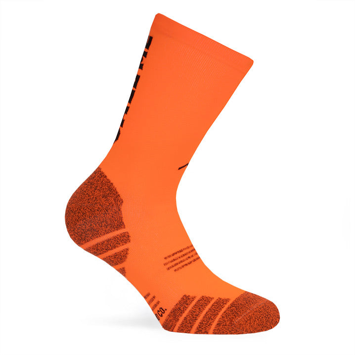 calcetines-naranja-running-socks-call-me-to-run-perfomance-deportivos