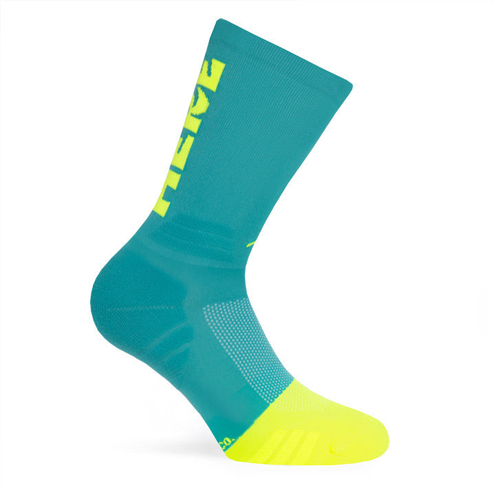 here-now-aquiyahora-socks-calcetines-verde-neon-running-cycling-ciclismo-performace-deporte1