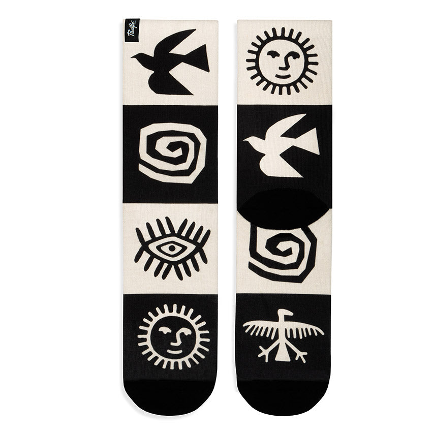 pacificandco-calcetines-socks-art-design-fashion-originales-regalo-ANCESTRAL-blanco-negro