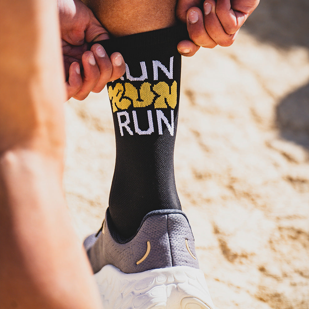 Run Run Socks Black