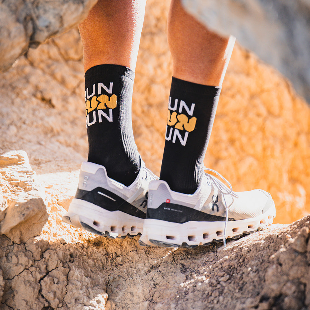 Run Run Socks Black